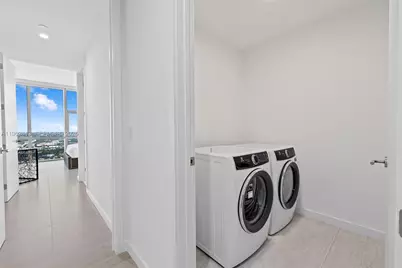 851 NE 1st Ave #PH5212, Miami, FL 33132 - Photo 29
