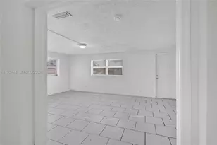 307 NW 11th Ave, Delray Beach, FL 33444 - Photo 17