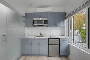 2900 SW 4th St, Miami, FL 33135 - Photo 15