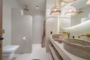 325 Meridian Ave, Miami Beach, FL 33139 - Photo 19