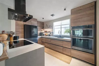 325 Meridian Ave #12, Miami Beach, FL 33139 - Photo 11