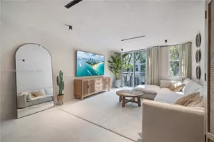 325 Meridian Ave, Miami Beach, FL 33139 - Photo 5