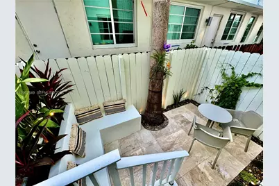325 Meridian Ave #12, Miami Beach, FL 33139 - Photo 35