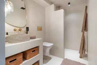 325 Meridian Ave #12, Miami Beach, FL 33139 - Photo 29