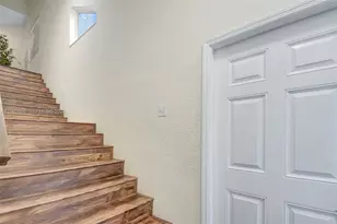 16339 Malibu Dr, Weston, FL 33326 - Photo 7