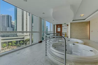 31 SE 5th St #2301, Miami, FL 33131 - Photo 33