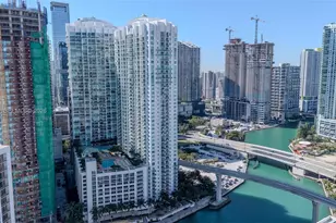 31 SE 5th St, Miami, FL 33131 - Photo 49