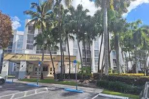 9725 NW 52nd St, Doral, FL 33178 - Photo 1