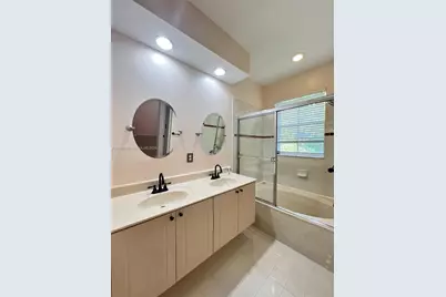 3124 Merrick Ter #1905, Margate, FL 33063 - Photo 17