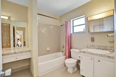 10960 SW 70th Ter, Miami, FL 33173 - Photo 23