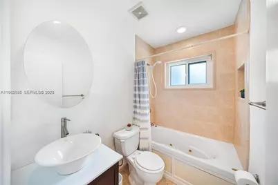 107 SE 5th St #N, Dania Beach, FL 33004 - Photo 27