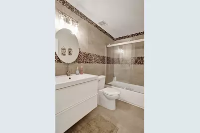 2260 W Discovery Cir W, Deerfield Beach, FL 33442 - Photo 37