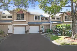 2260 W Discovery Cir W, Deerfield Beach, FL 33442 - Photo 3