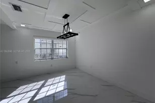 109 Gables Blvd, Weston, FL 33326 - Photo 3