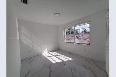 109 Gables Blvd, Weston, FL 33326 - Photo 15