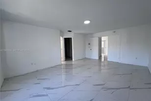 109 Gables Blvd, Weston, FL 33326 - Photo 11