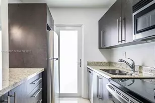 1940 Biarritz Dr, Miami Beach, FL 33141 - Photo 7