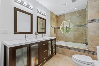 318 NE 105th St, Miami Shores, FL 33138 - Photo 15