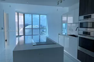 851 NE 1st Ave, Miami, FL 33132 - Photo 21