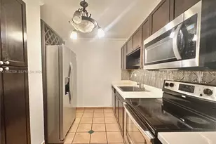 7135 Collins Ave, Miami Beach, FL 33141 - Photo 9