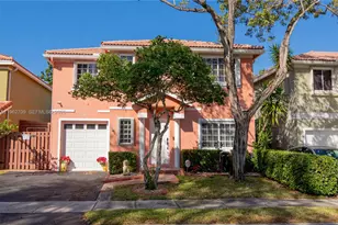 61 NW 110th Ave, Plantation, FL 33324 - Photo 1