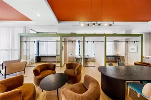 11 NE 6th St, Miami, FL 33132 - Photo 35