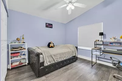 14325 NW 14th Ct, Pembroke Pines, FL 33028 - Photo 15