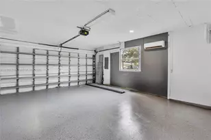 14325 NW 14th Ct, Pembroke Pines, FL 33028 - Photo 23