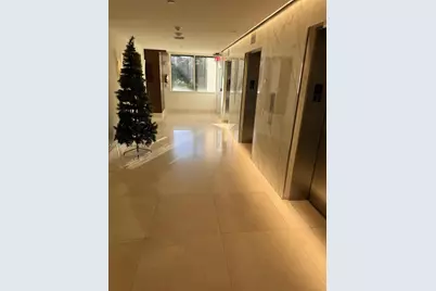 540 Brickell Key Dr #1505, Miami, FL 33131 - Photo 3