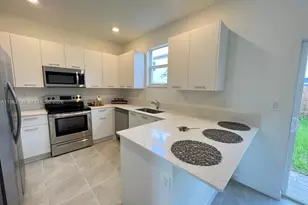 12612 NW 23rd Pl, Miami, FL 33167 - Photo 3