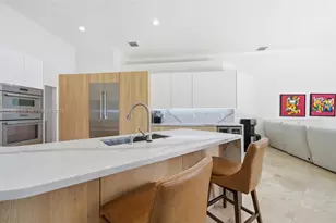 2562 Eagle Run Ln, Weston, FL 33327 - Photo 9