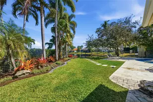 2562 Eagle Run Ln, Weston, FL 33327 - Photo 29