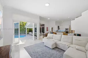 2562 Eagle Run Ln, Weston, FL 33327 - Photo 9