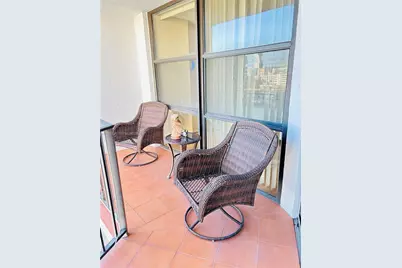 800 Parkview Dr #912, Hallandale Beach, FL 33009 - Photo 25