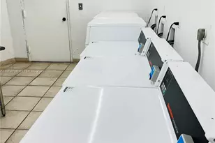 800 Parkview Dr, Hallandale Beach, FL 33009 - Photo 27