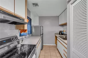 3282 NW 103rd Terrace, Coral Springs, FL 33065 - Photo 5