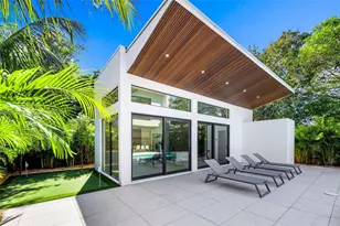 290 NW 48th St, Miami, FL 33127 - Photo 57