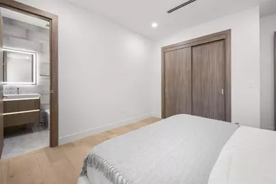 290 NW 48th St, Miami, FL 33127 - Photo 25