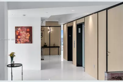 300 S Pointe Dr #3105, Miami Beach, FL 33139 - Photo 11