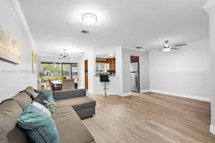 2149 W Discovery Cir W, Deerfield Beach, FL 33442 - Photo 5