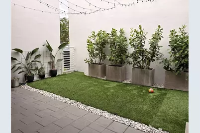 10416 NW 66th St, Doral, FL 33178 - Photo 11