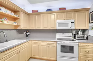 4160 Inverrary Dr, Lauderhill, FL 33319 - Photo 7