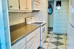 251 174th St, Sunny Isles Beach, FL 33160 - Photo 15