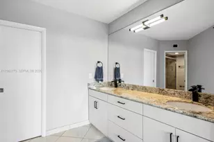 19195 NE 36th Ct, Aventura, FL 33180 - Photo 21