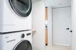 19195 NE 36th Ct, Aventura, FL 33180 - Photo 17