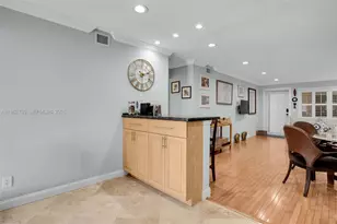 1446 Hayes St, Hollywood, FL 33020 - Photo 9