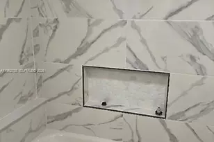 2811 N Oakland Forest Dr, Oakland Park, FL 33309 - Photo 7