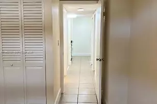 2811 N Oakland Forest Dr, Oakland Park, FL 33309 - Photo 17