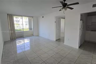 8320 NW 8th St, Miami, FL 33126 - Photo 7