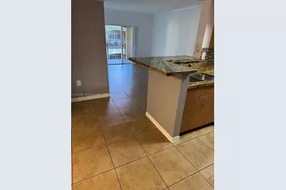 231 SW 116th Ave #19202, Pembroke Pines, FL 33025 - Photo 5